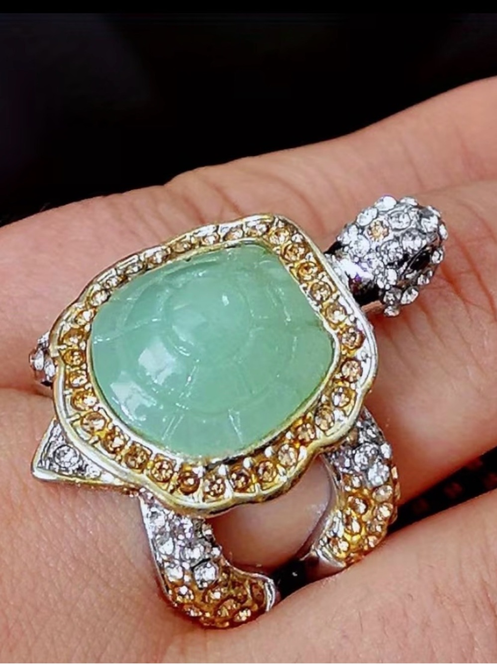 Green Turtle Statement Ring with Crystal Accents NWT Size 9